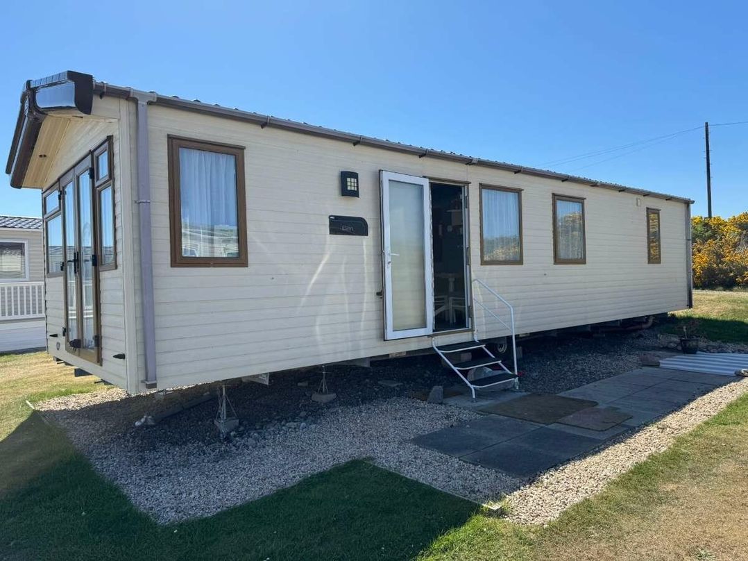 Silver Sands Holiday Park - Holiday Accommodation 21808
