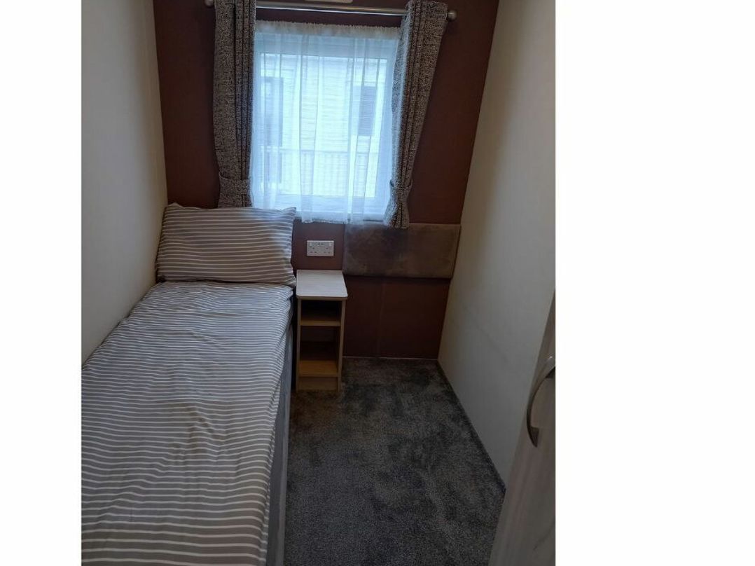 Golden Palm Resort - Holiday Accommodation 21882