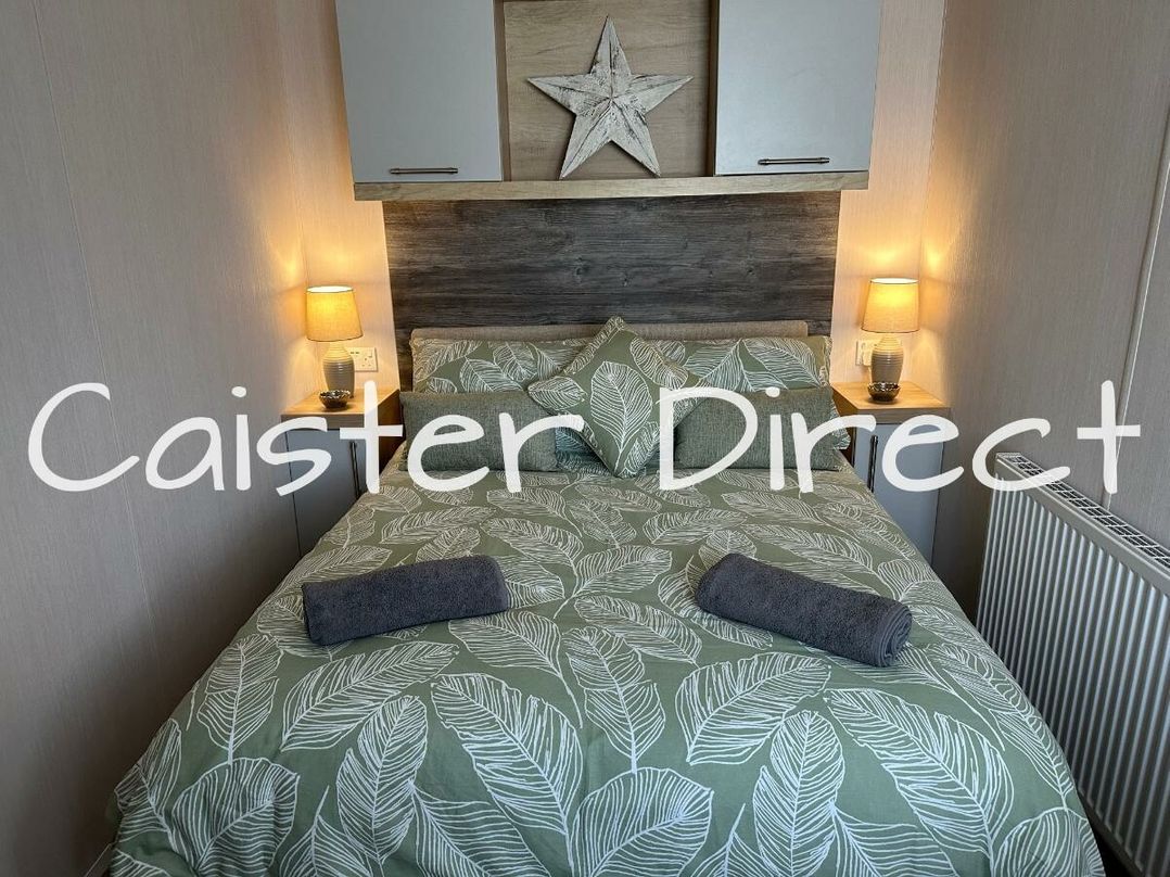Caister Holiday Park - Holiday Accommodation 21902