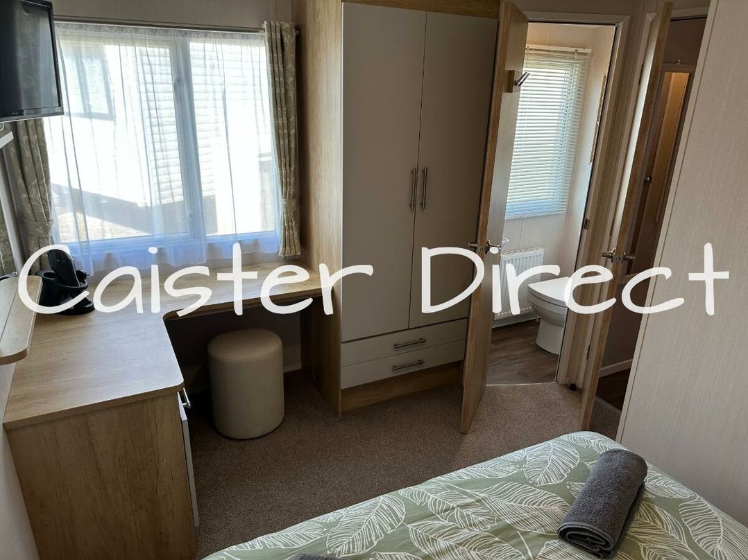 Caister Holiday Park - Holiday Accommodation 21902