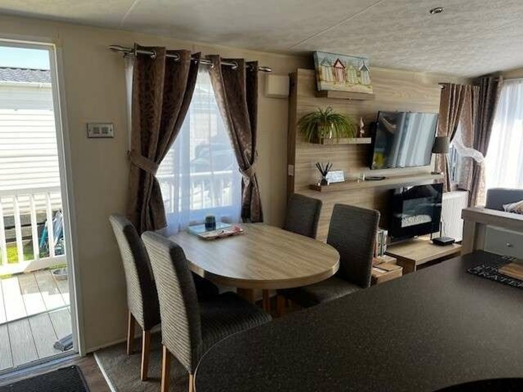 Freshwater Beach Holiday Park - Holiday Accommodation 21918