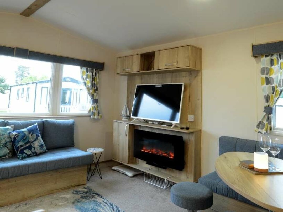 Oakdene Forest Park - Holiday Accommodation 21926