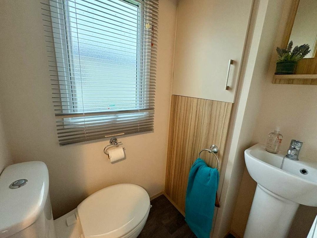 Hoburne Cotswolds - Holiday Accommodation 21941