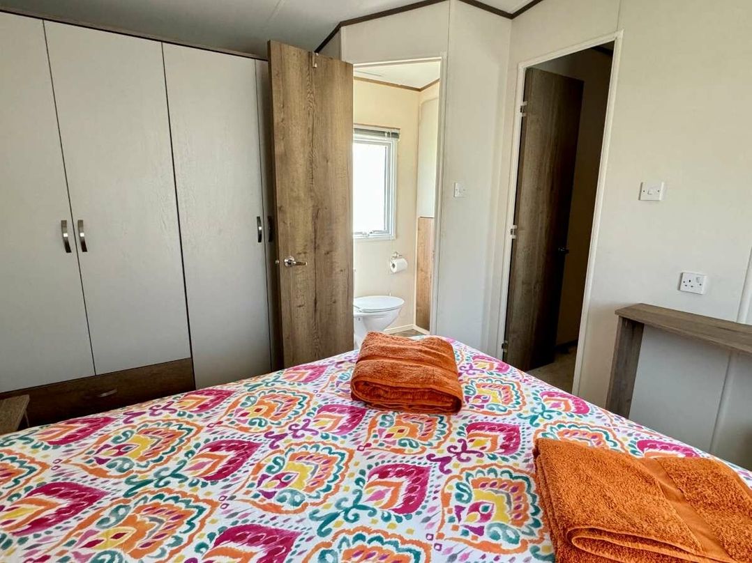 Hoburne Cotswolds - Holiday Accommodation 21945