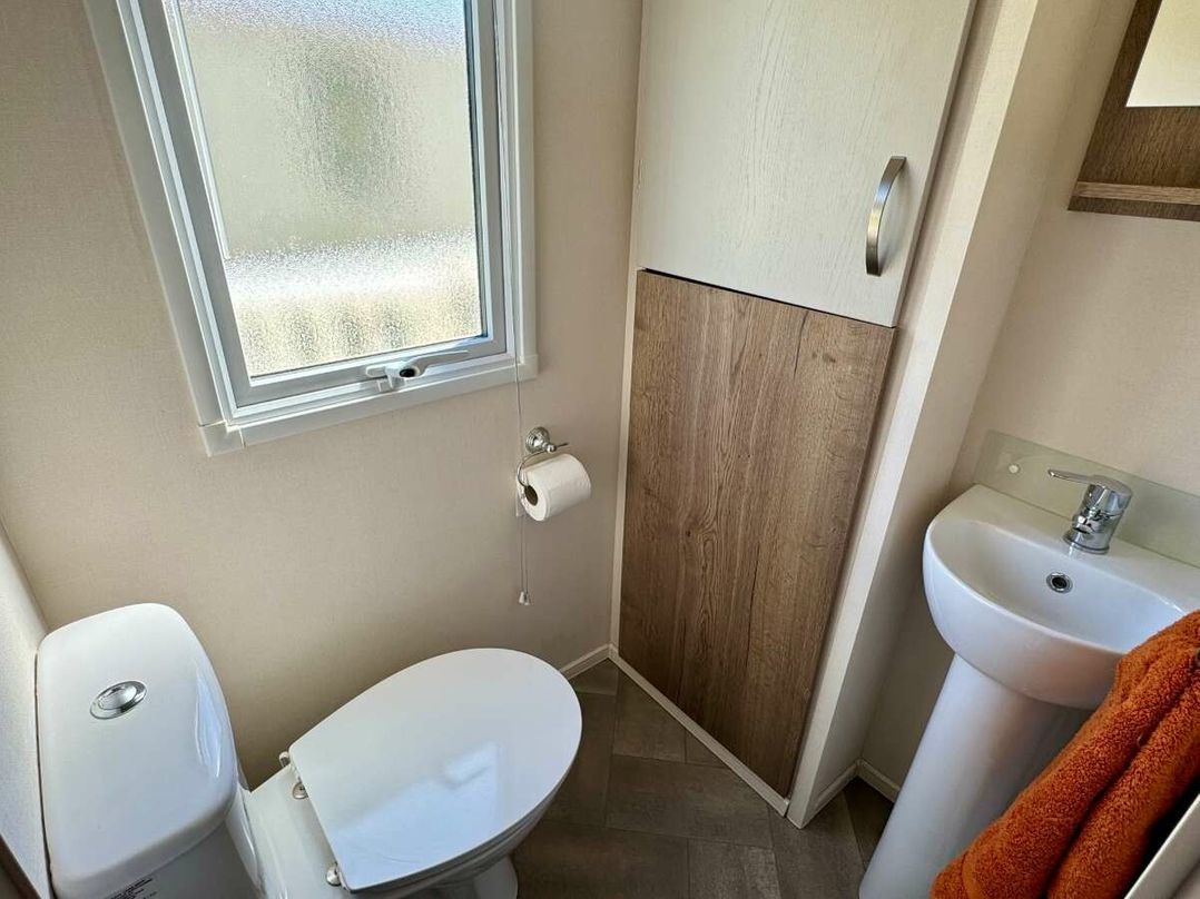 Hoburne Cotswolds - Holiday Accommodation 21945