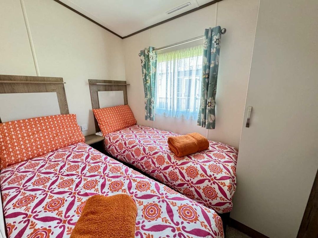 Hoburne Cotswolds - Holiday Accommodation 21945