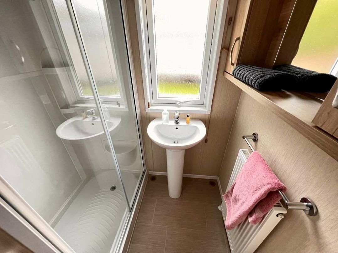 Hoburne Cotswolds - Holiday Accommodation 21946