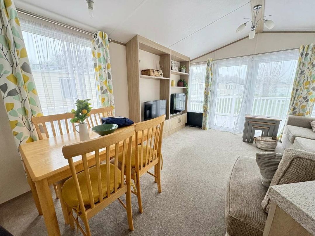 Hoburne Cotswolds - Holiday Accommodation 21947