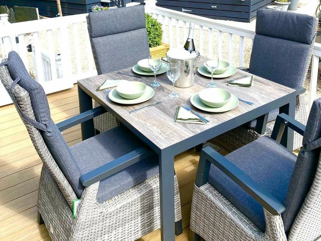 Aberdunant Hall Holiday Park - Holiday Accommodation 21962