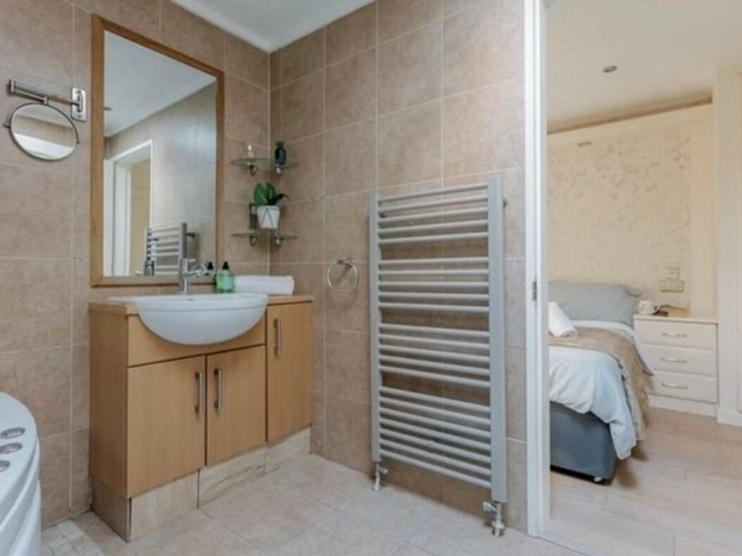 Rockley Park - Holiday Accommodation 21973