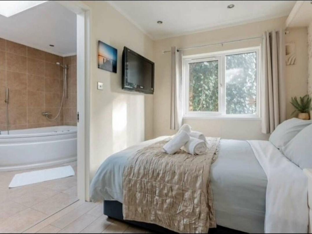 Rockley Park - Holiday Accommodation 21973