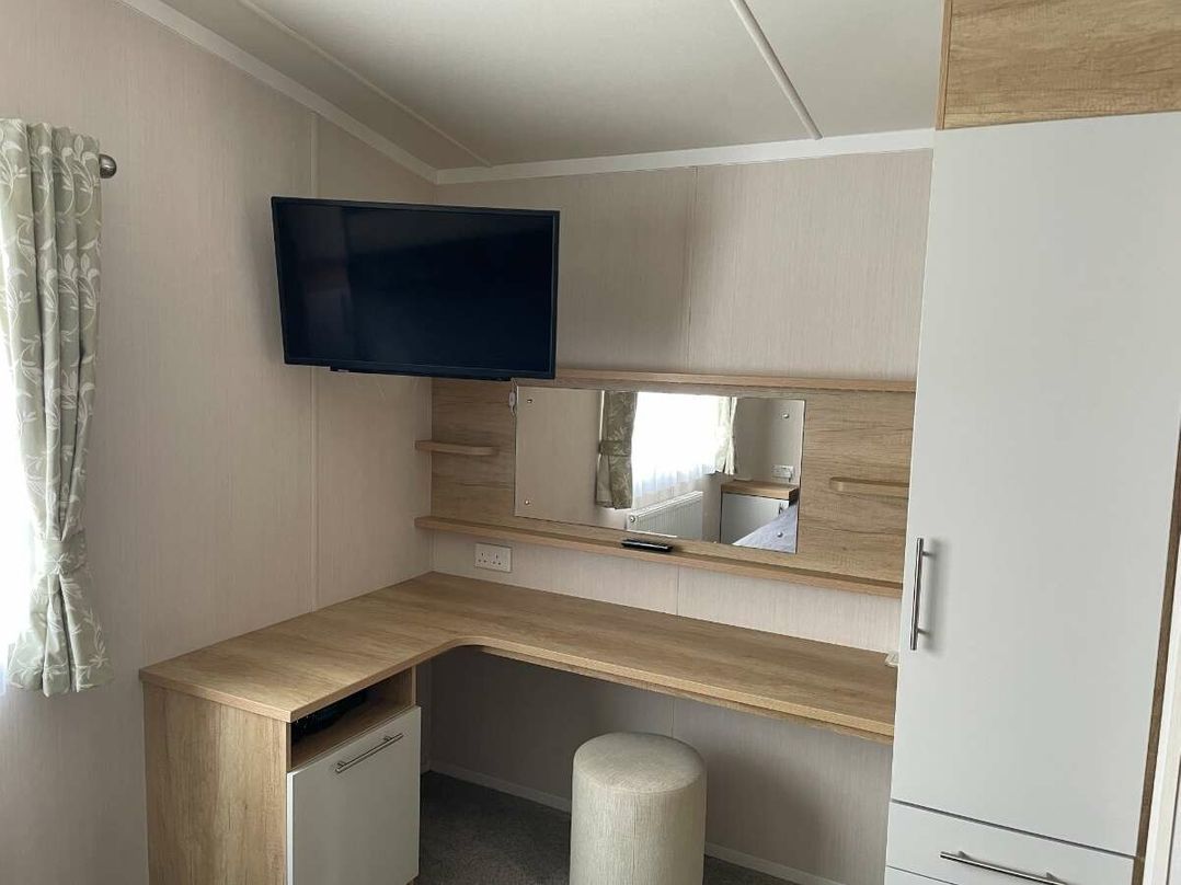 Rockley Park - Holiday Accommodation 21975