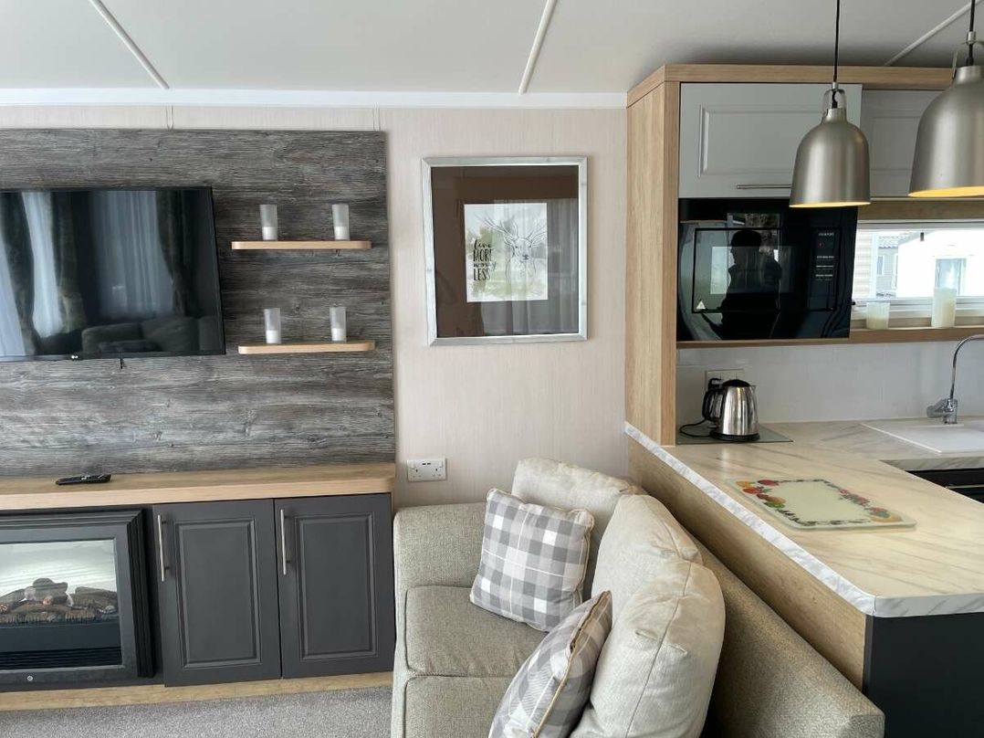 Rockley Park - Holiday Accommodation 21975