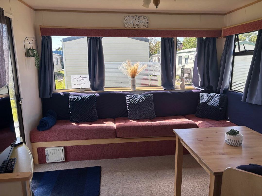 Happy Days Holiday Homes - Holiday Accommodation 21997