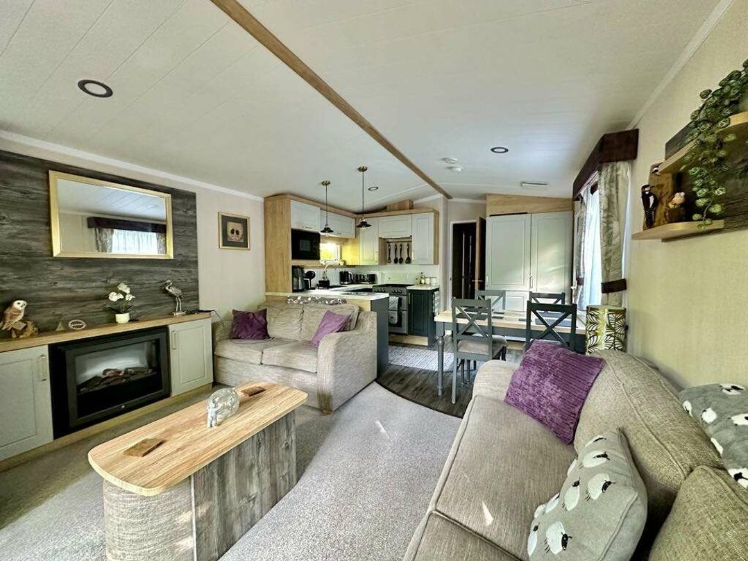 Aberdunant Hall Holiday Park - Holiday Accommodation 22003