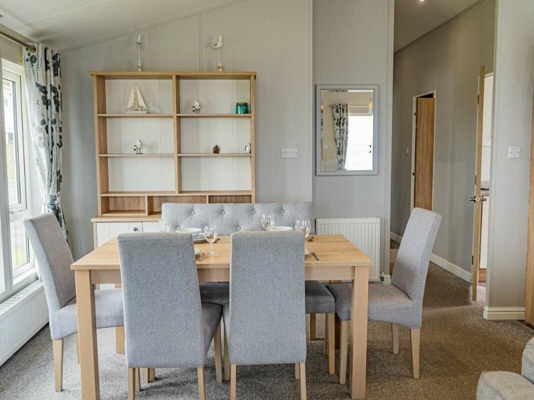 Devon Cliffs Holiday Park - Holiday Accommodation 22011