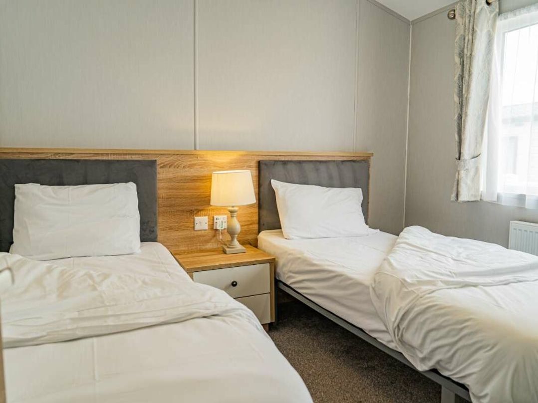 Devon Cliffs Holiday Park - Holiday Accommodation 22011