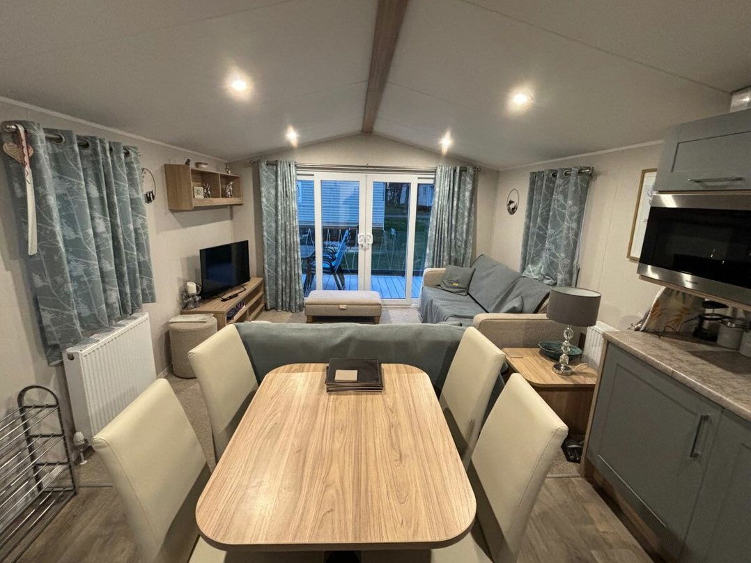 Cresswell Towers - Holiday Accommodation 22015