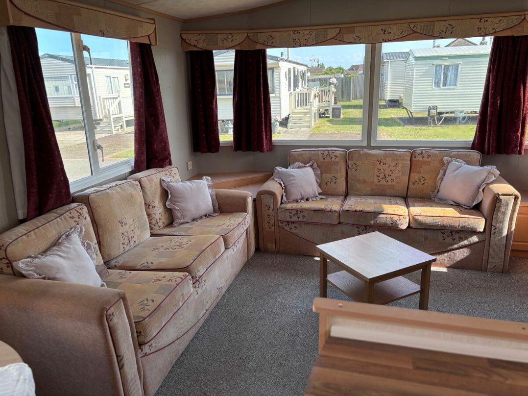 Coastfield Holiday Village - Holiday Accommodation 22038