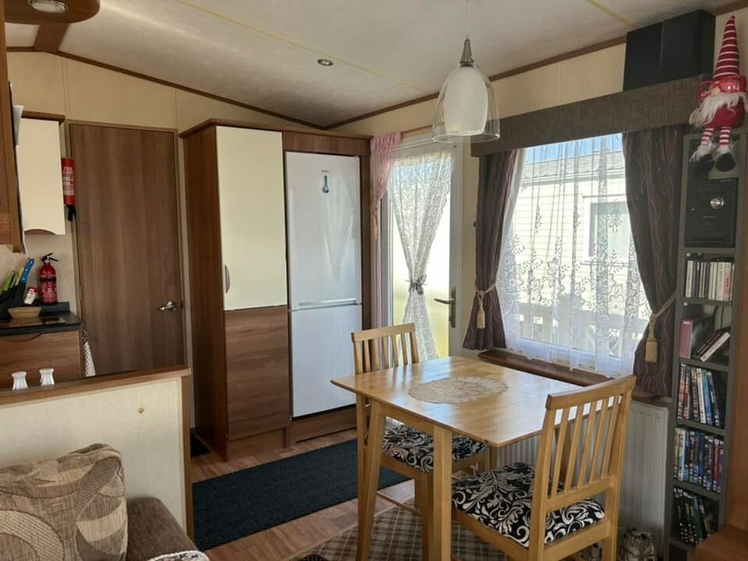 Coastfield Holiday Village - Holiday Accommodation 22055