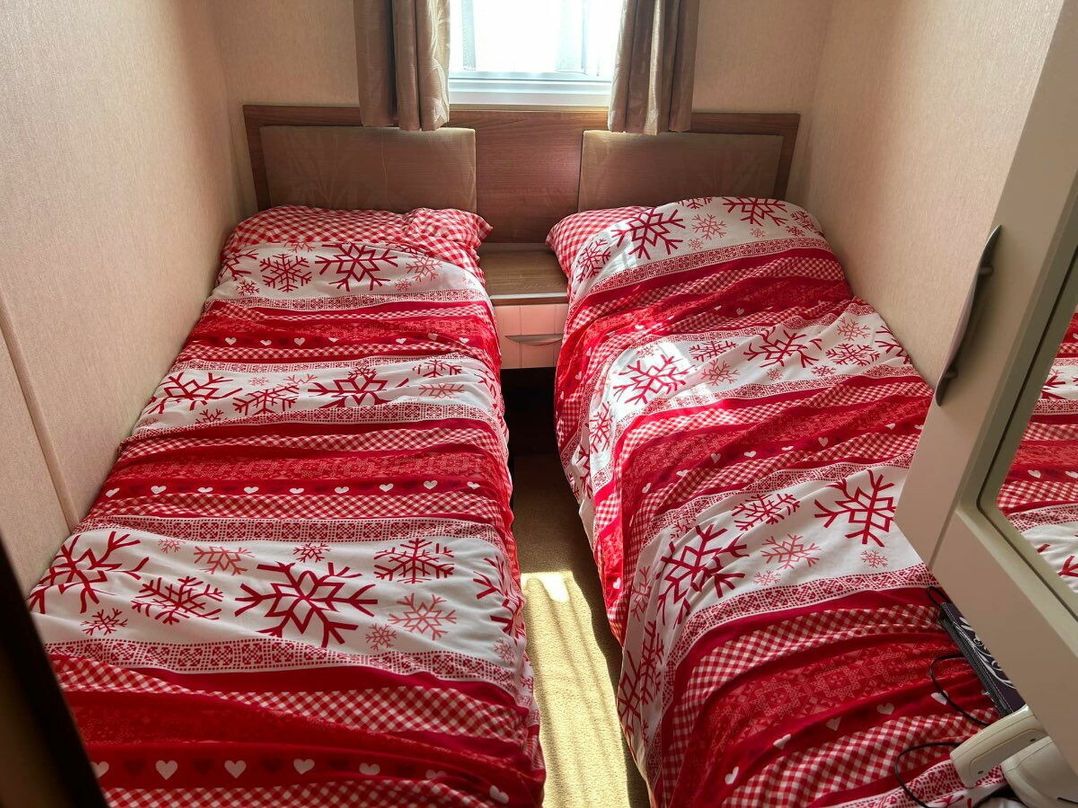 Coastfield Holiday Village - Holiday Accommodation 22055