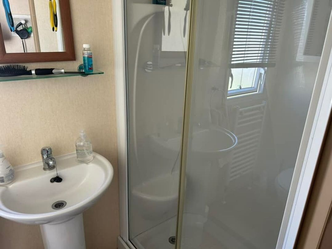 Coastfield Holiday Village - Holiday Accommodation 22055