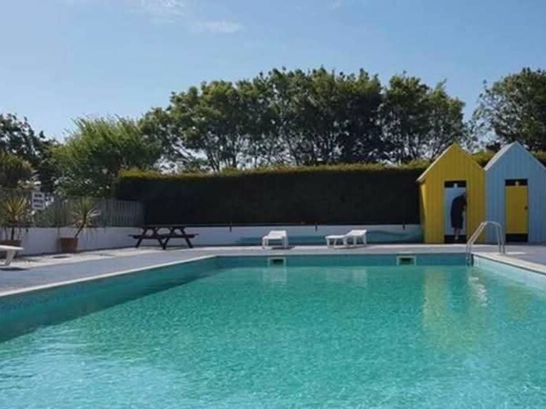 Trevella Park - Holiday Accommodation 22065