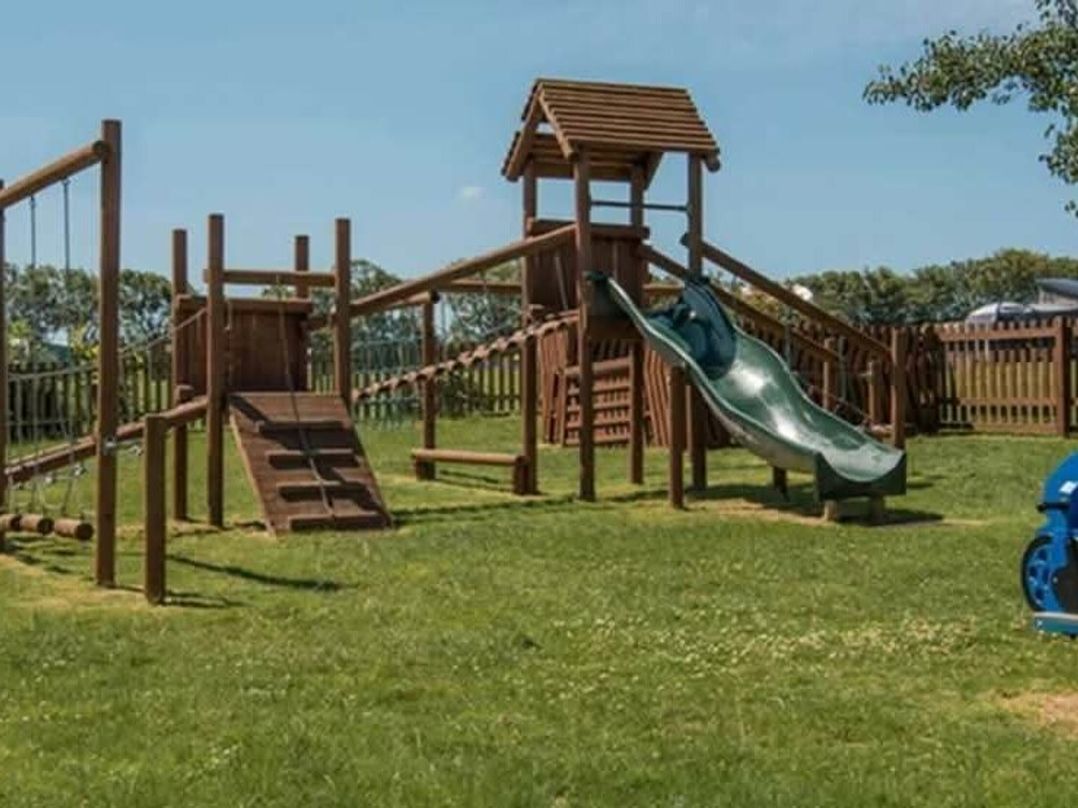 Trevella Park - Holiday Accommodation 22065