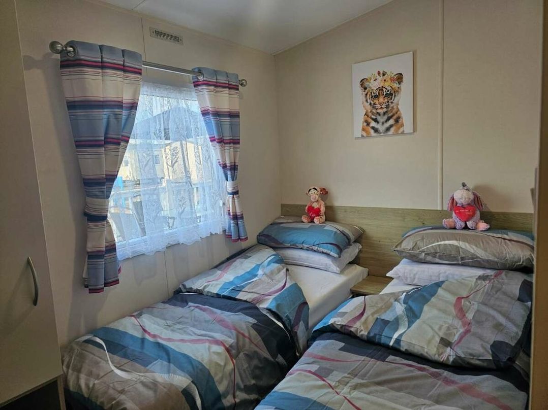 Trecco Bay - Holiday Accommodation 22077