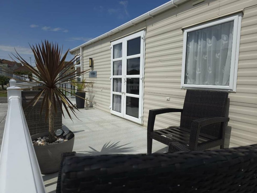 Lido Beach Holiday Park - Holiday Accommodation 22107