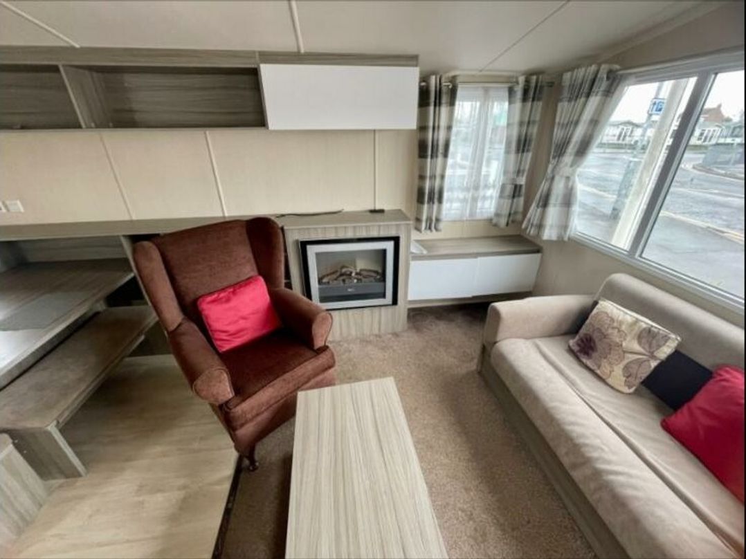 Golden Palm Resort - Holiday Accommodation 22115