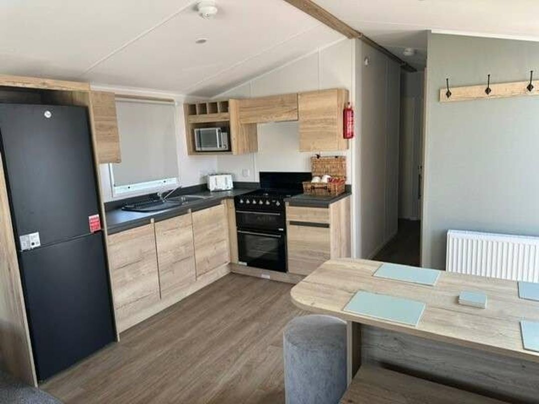 Trecco Bay - Holiday Accommodation 22136