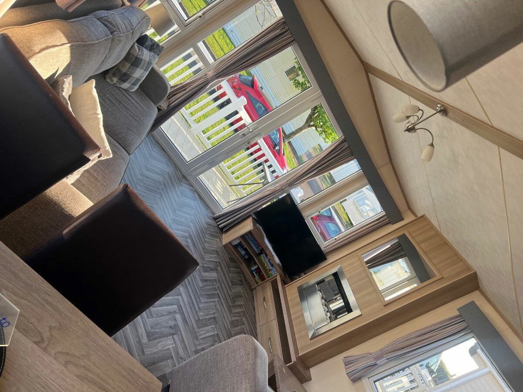 Trecco Bay - Holiday Accommodation 22141