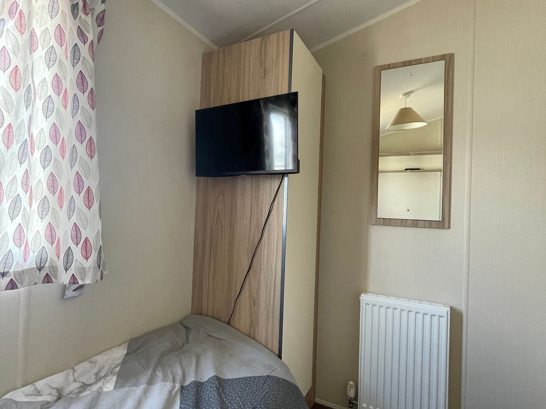 Golden Gate Holiday Centre - Holiday Accommodation 22147