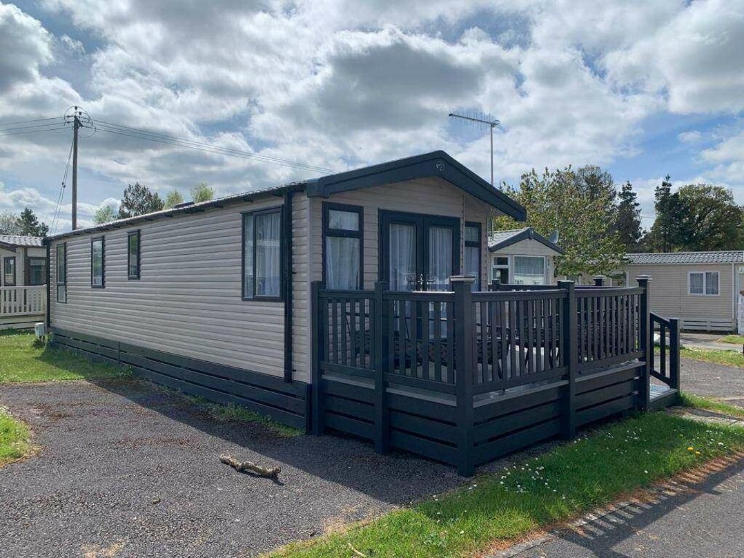 Oakdene Forest Park - Holiday Accommodation 22159