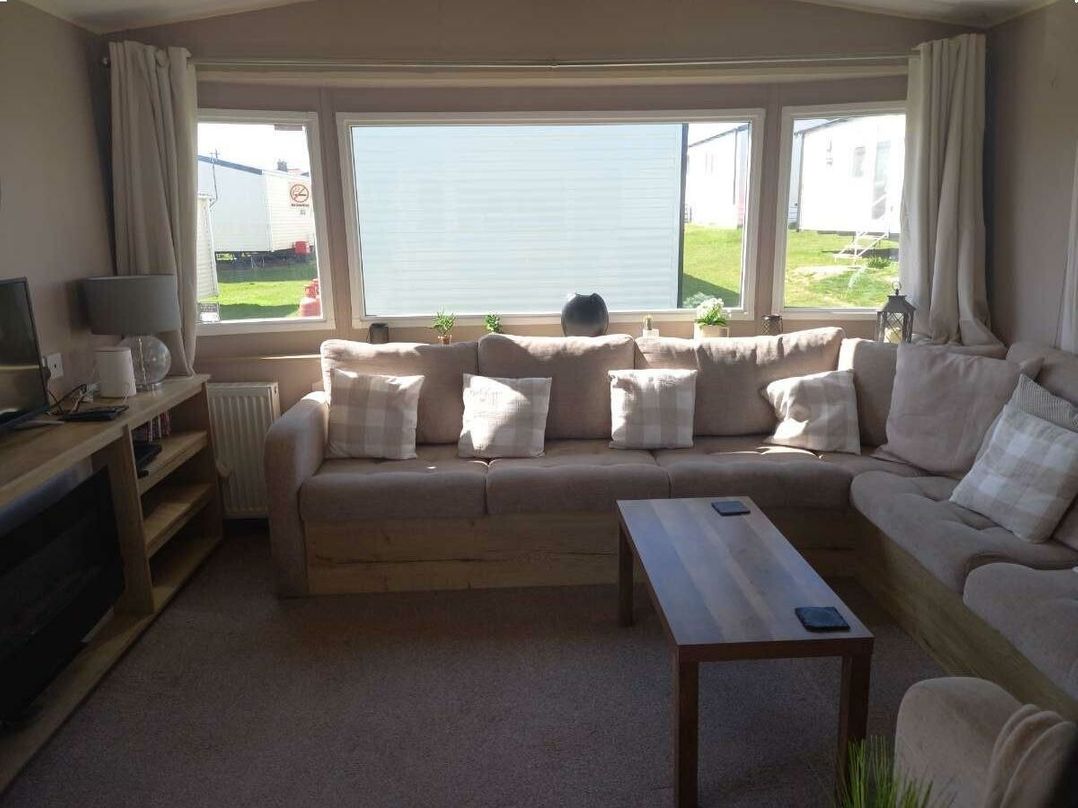 Cayton Bay Caravan Park - Holiday Accommodation 22165