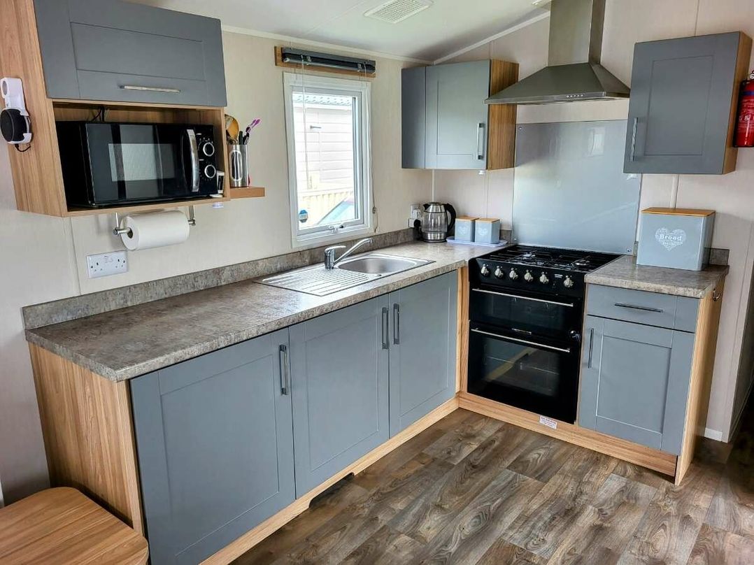 Lido Beach Holiday Park - Holiday Accommodation 22178