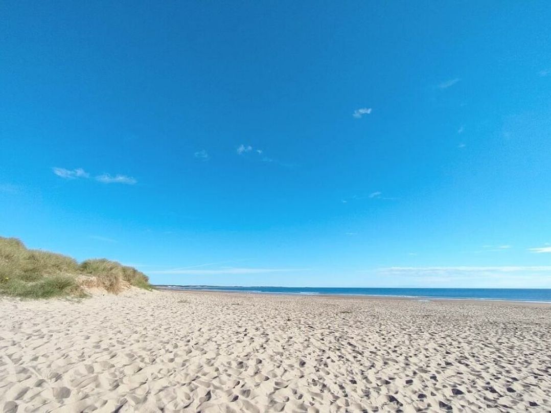 Cresswell Towers - Holiday Accommodation 22186