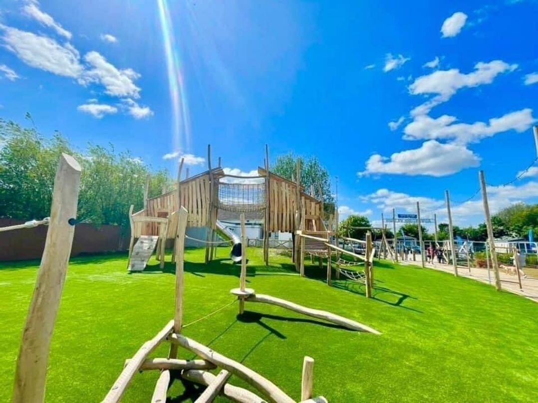 Cleethorpes Beach Holiday Park - Holiday Accommodation 22197