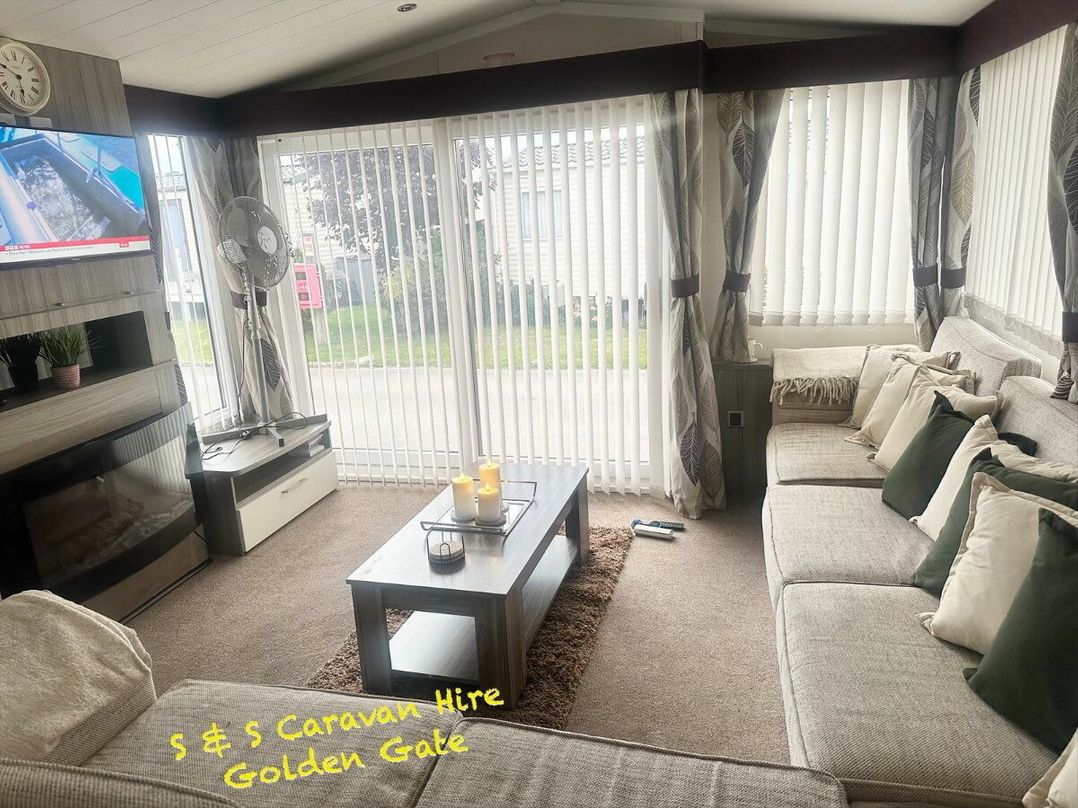 Golden Gate Holiday Centre - Holiday Accommodation 22205