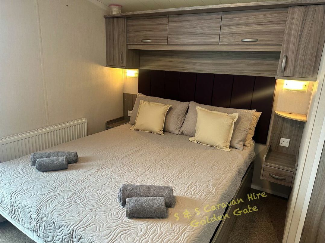 Golden Gate Holiday Centre - Holiday Accommodation 22205