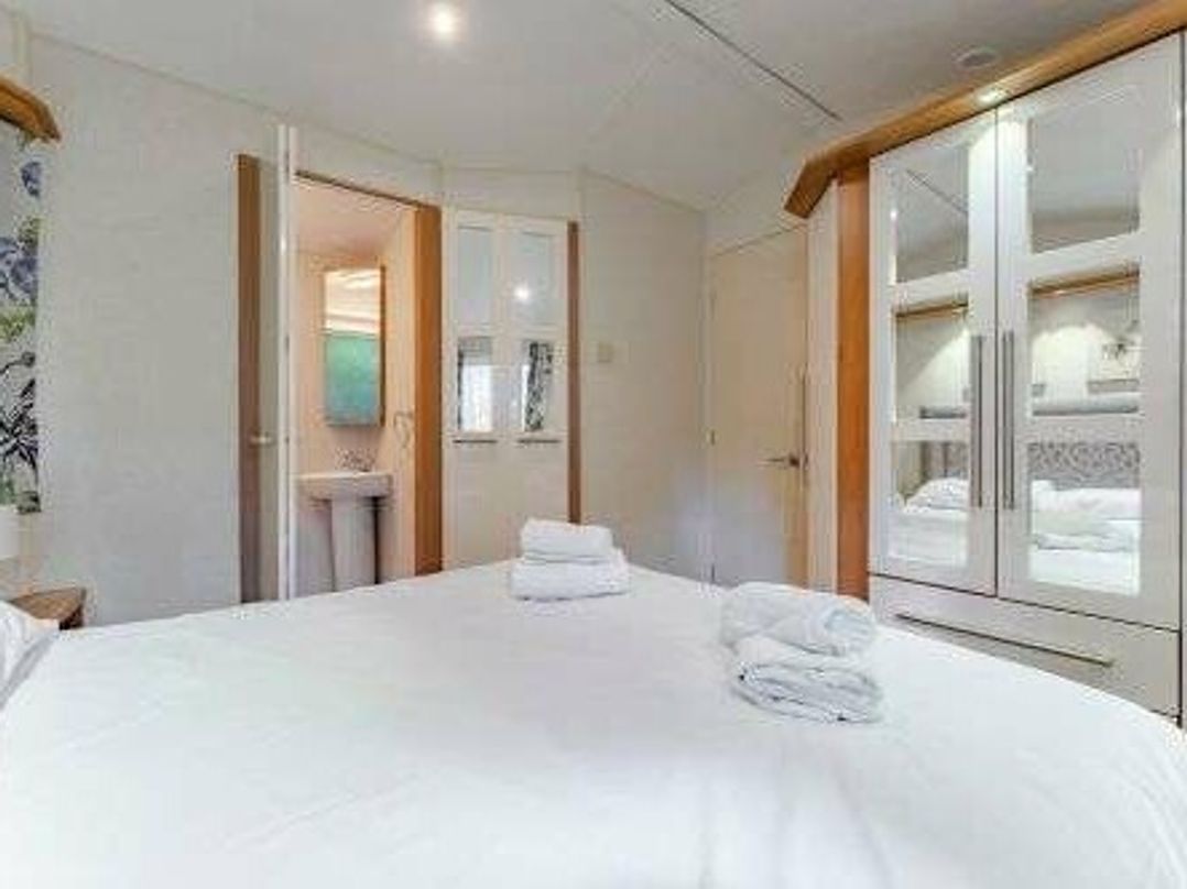 Kelling Heath Holiday Park - Holiday Accommodation 22250