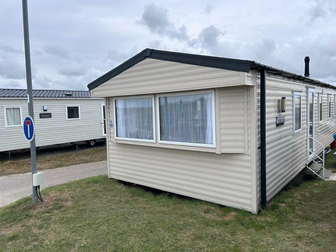 Perran Sands - Holiday Accommodation 22266