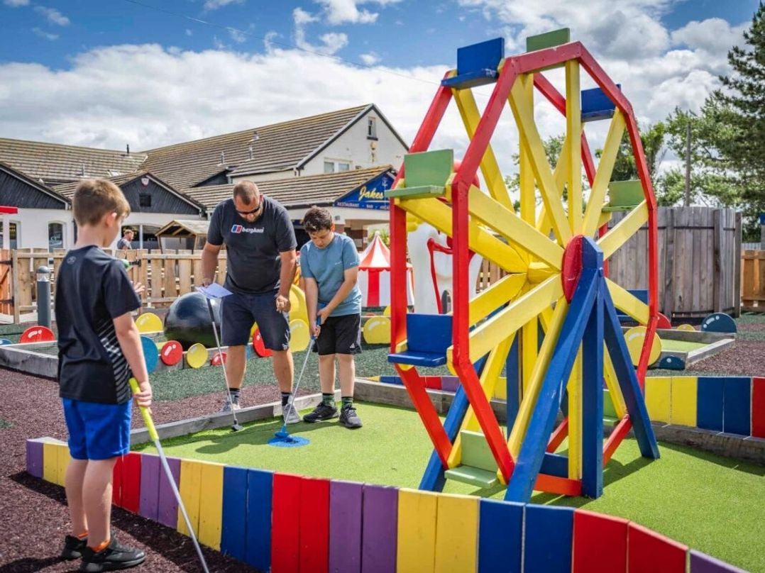 Whitehouse Leisure Park - Holiday Accommodation 22276