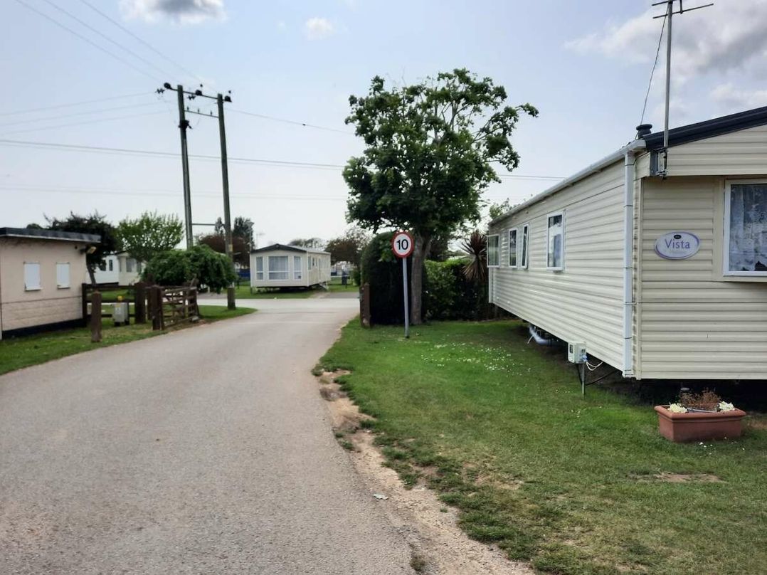 Riverside Caravan Centre - Holiday Accommodation 22280