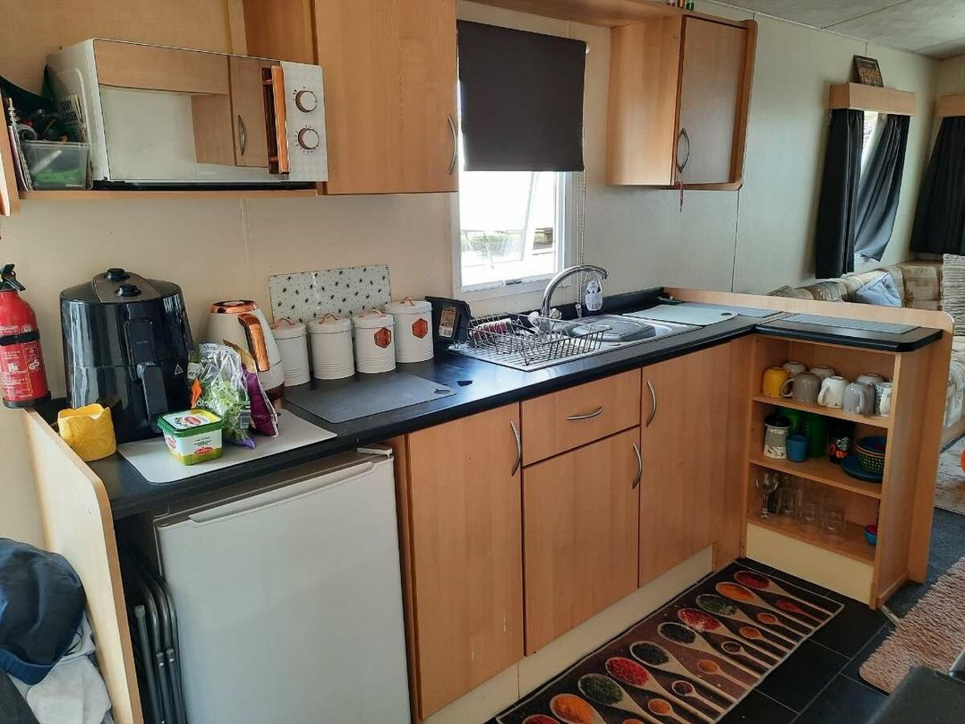 Riverside Caravan Centre - Holiday Accommodation 22280