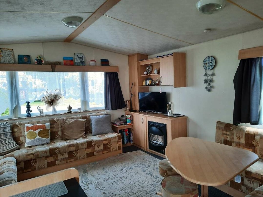 Riverside Caravan Centre - Holiday Accommodation 22280