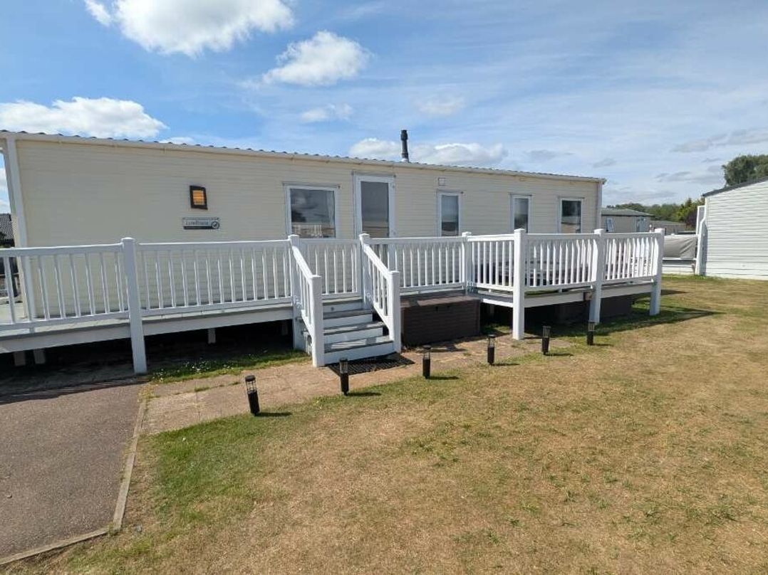 Tattershall Lakes Country Park - Holiday Accommodation 22308