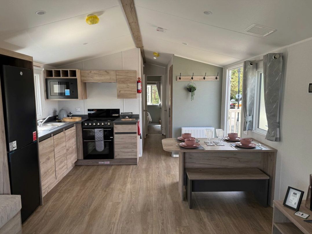 Blue Dolphin Holiday Park - Holiday Accommodation 22311