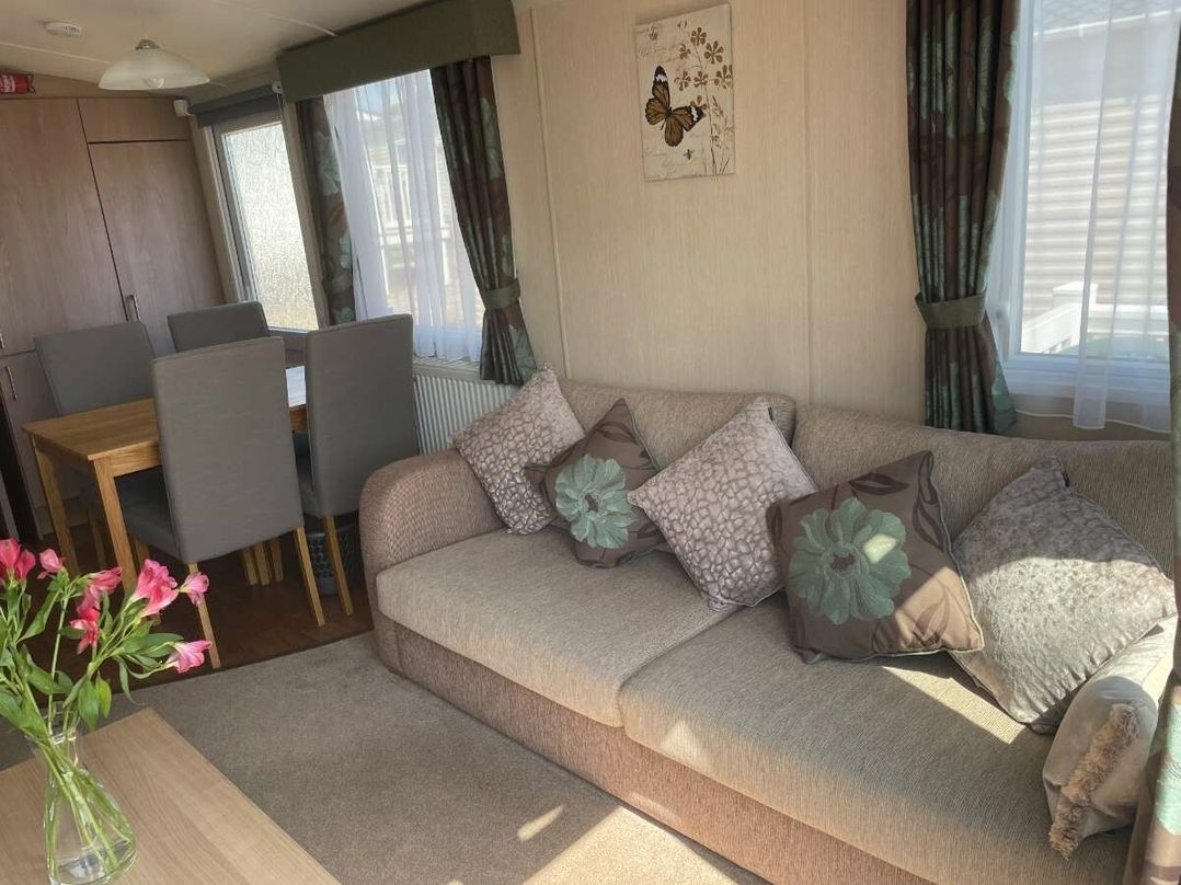 Rockley Park - Holiday Accommodation 22319